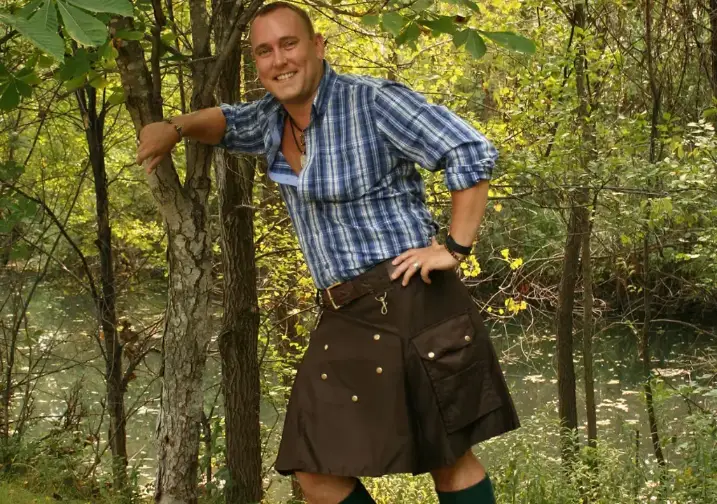 Wearing a Utility Kilt