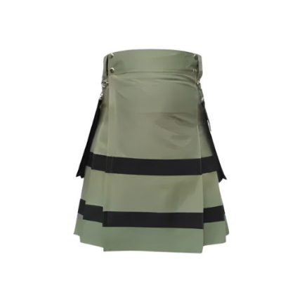 classic-utility-kilt-with-black-stripes