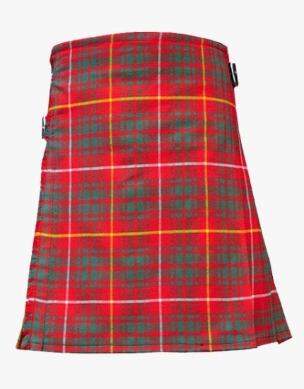 Vibrant Clan Bruce Tartan Kilt in Red and Green Plaid Design